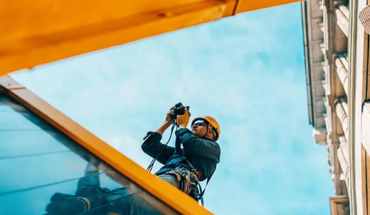 Rope access building surveys